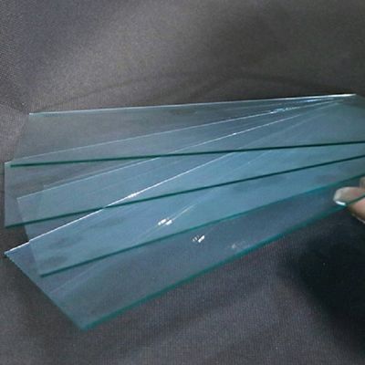 Bon prix Verre à silicate d'aluminium ultra-transparent moyen pour écran anti-réflecteur en ligne