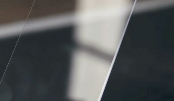 Verre sodocalcique trempé ultra-mince pour panneaux d'interrupteurs intelligents – Épaisseur 0,7 mm